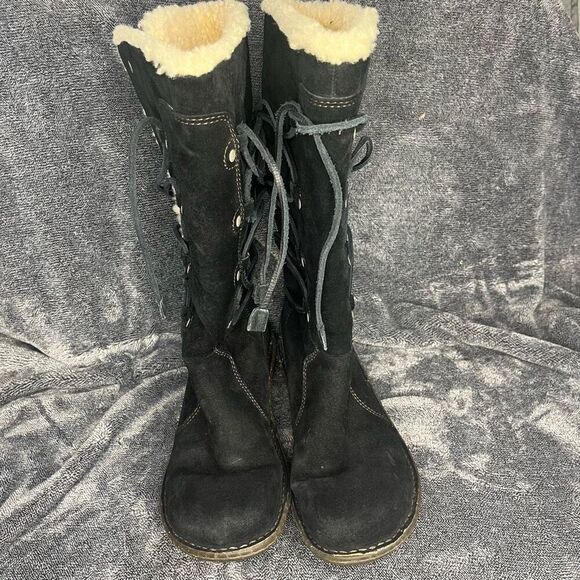 UGG SURFCAT  Size 9 Leather Sheepskin Black Mid-Calf Lace Up Snow Boots - Picture 2 of 7